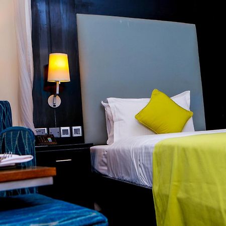 Acacia Premier Hotel Кисуму Экстерьер фото