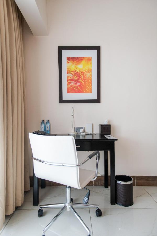 Acacia Premier Hotel Кисуму Экстерьер фото