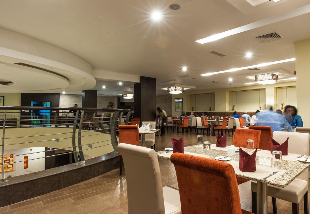 Acacia Premier Hotel Кисуму Экстерьер фото