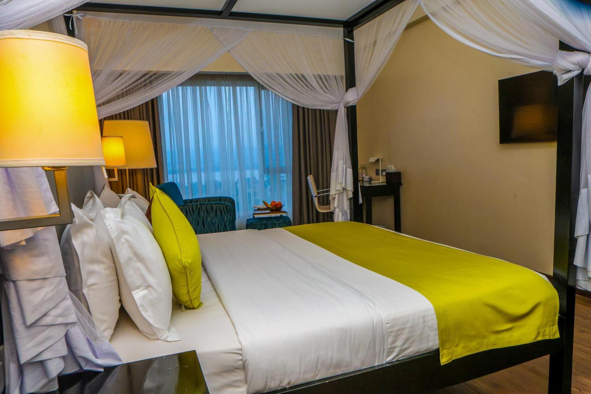 Acacia Premier Hotel Кисуму Экстерьер фото